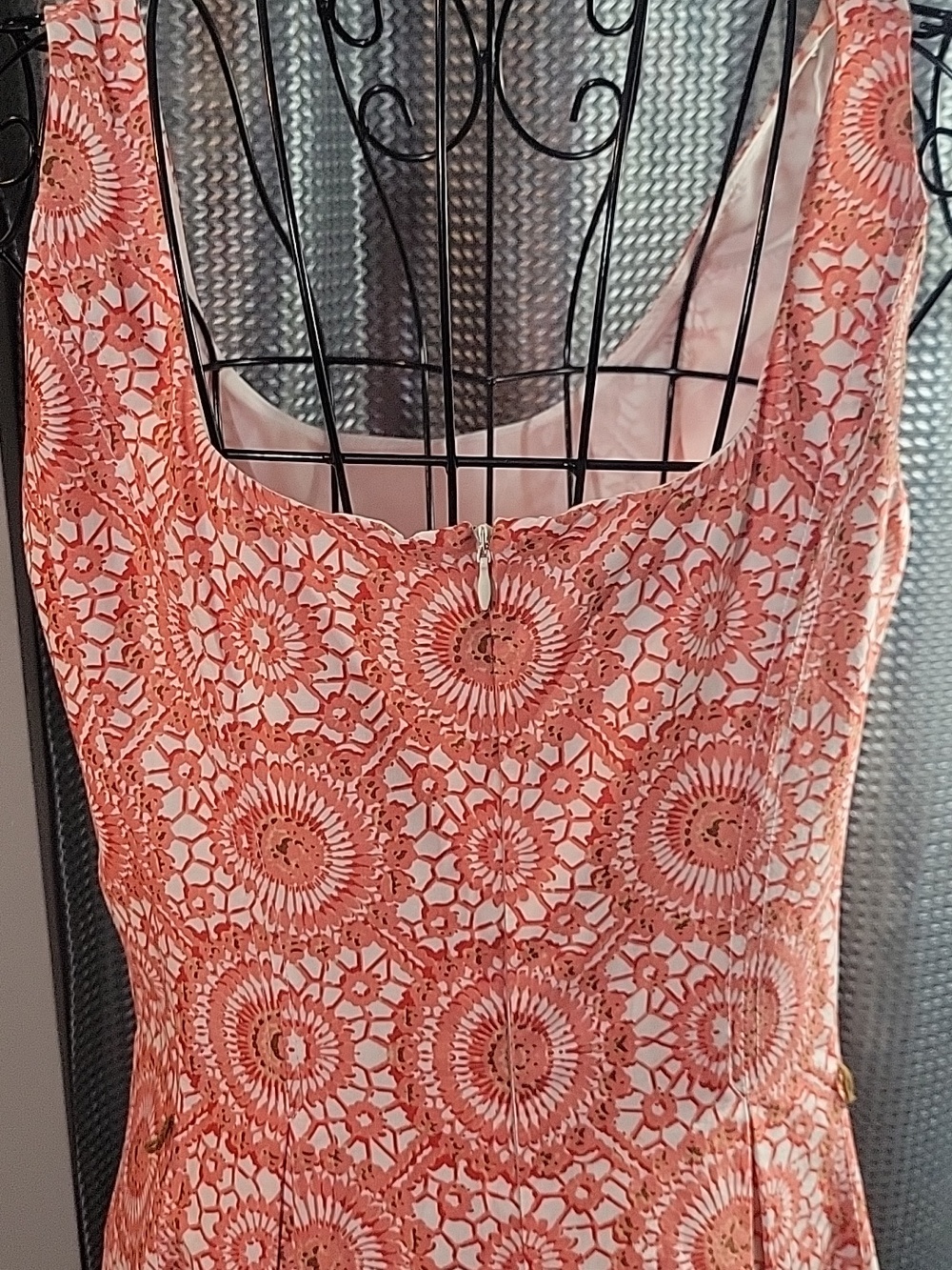 Nine West Coral and White Sleeveless Fit-and-Flare Midi Dress - Picture 3 of 4